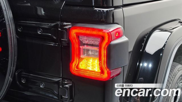 Jeep Wrangler (JL) 2.0 Overland Power Top 4Door 2023 — фото 23