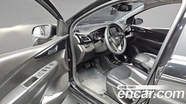 Chevrolet Spark Premier 2019 — фото 12