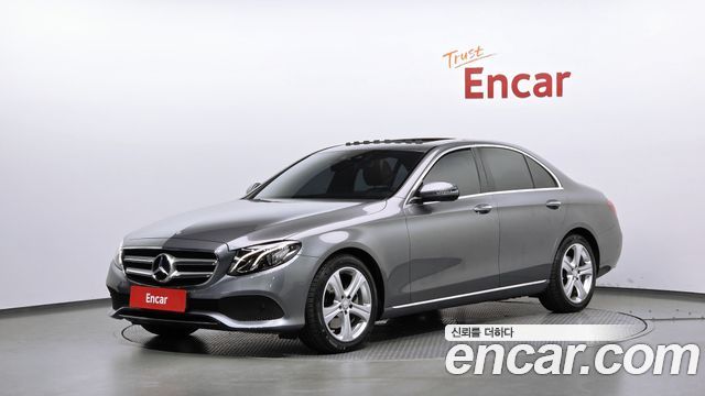 Mercedes-Benz E-Class (W213) E200 Avantgarde 2017 — фото 1