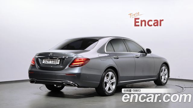 Mercedes-Benz E-Class (W213) E200 Avantgarde 2017 — фото 2