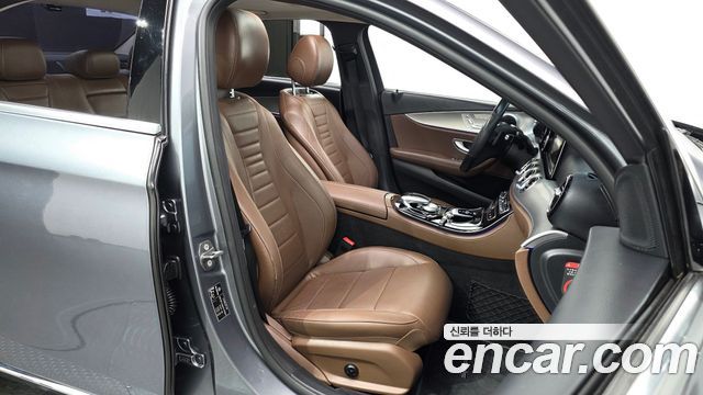 Mercedes-Benz E-Class (W213) E200 Avantgarde 2017 — фото 11