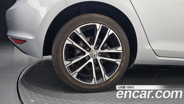 Volkswagen Golf (VII) 1.4 TSI Premium 2014 — фото 5