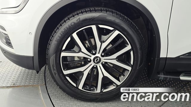 Renault Korea QM6 2.0 LPe RE Signature 2WD 2020 — фото 5