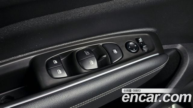 Renault Korea QM6 2.0 LPe RE Signature 2WD 2020 — фото 15