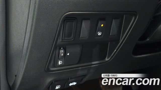 Renault Korea QM6 2.0 LPe RE Signature 2WD 2020 — фото 16