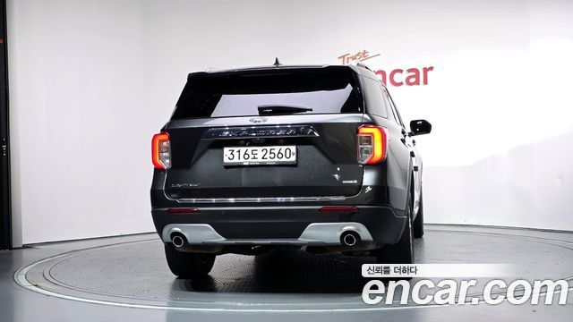 Ford Explorer (VI) 2.3 LimIted 4WD 2020 — фото 4