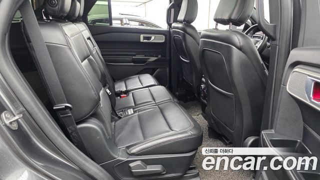 Ford Explorer (VI) 2.3 LimIted 4WD 2020 — фото 12