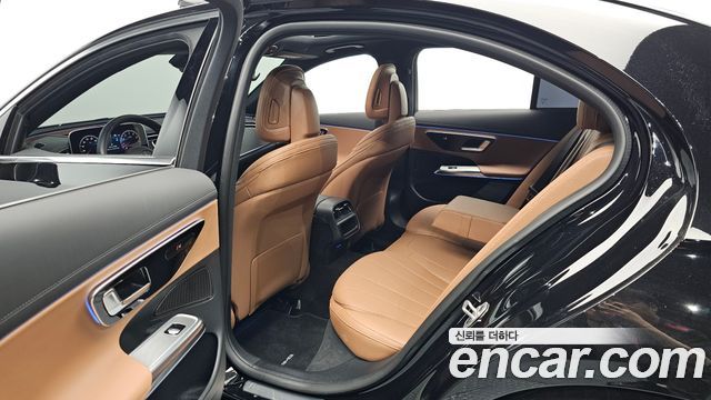 Mercedes-Benz E-Class (W214) E200 AMG Line 2026 — фото 11