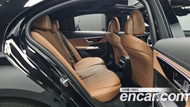 Mercedes-Benz E-Class (W214) E200 AMG Line 2026 — фото 12