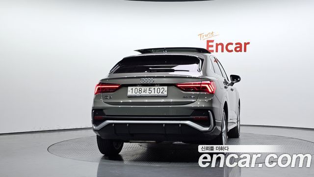 Audi Q3 (F3) 35 TDI Premium Sportback 2020 — фото 4