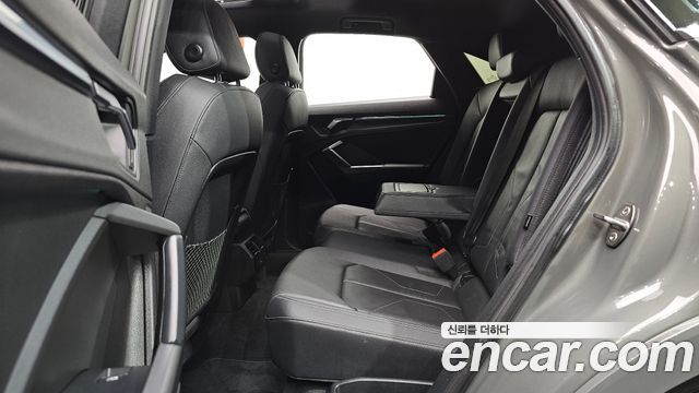 Audi Q3 (F3) 35 TDI Premium Sportback 2020 — фото 11