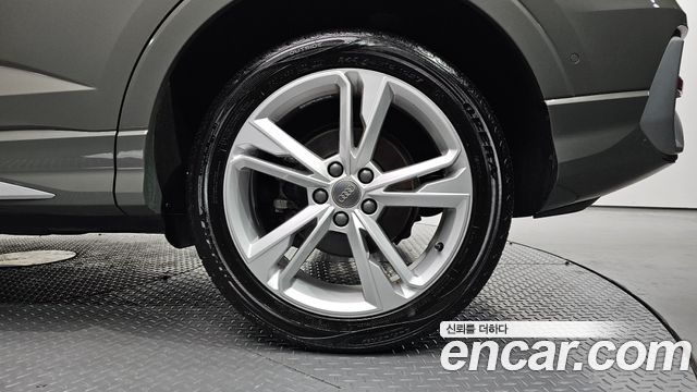 Audi Q3 (F3) 35 TDI Premium Sportback 2020 — фото 21