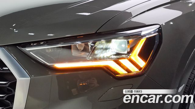 Audi Q3 (F3) 35 TDI Premium Sportback 2020 — фото 22