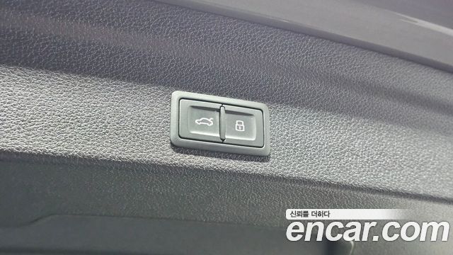 Audi Q3 (F3) 35 TDI Premium Sportback 2020 — фото 31
