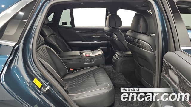 Genesis G90 (RS4) Gasoline 3.5 Turbo AWD 2023 — фото 12