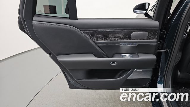 Genesis G90 (RS4) Gasoline 3.5 Turbo AWD 2023 — фото 25