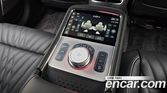 Genesis G90 (RS4) Gasoline 3.5 Turbo AWD 2023 — фото 33