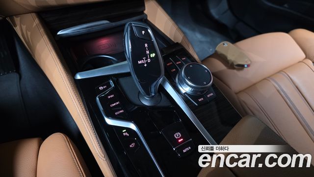 BMW 5 Series (G30) 520i Luxury 2023 — фото 9