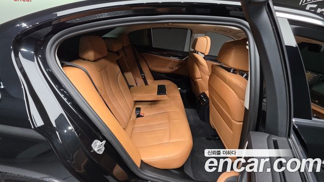 BMW 5 Series (G30) 520i Luxury 2023 — фото 17