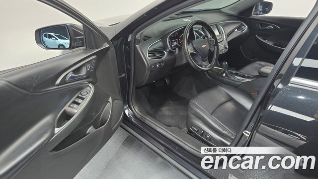 Chevrolet Malibu 1.5 Turbo LT Deluxe 2017 — фото 10