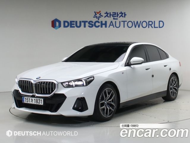 BMW 5 Series (G60) 523d M Sport 2024 — фото 1