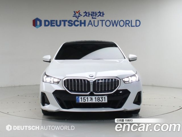 BMW 5 Series (G60) 523d M Sport 2024 — фото 3