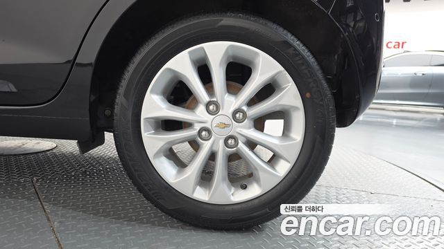 Chevrolet Spark Premier 2022 — фото 21