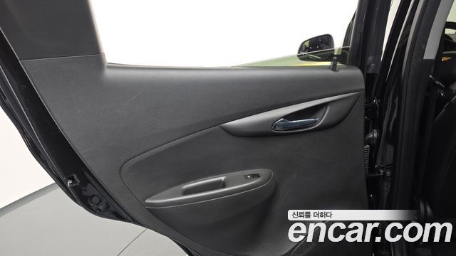 Chevrolet Spark Premier 2022 — фото 25