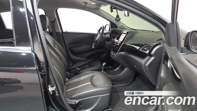 Chevrolet Spark Premier 2022 — фото 26