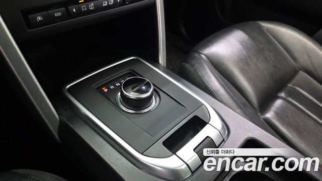 Land Rover Discovery Sport 2.0 TD4 SE (150PS) 2017 — фото 9