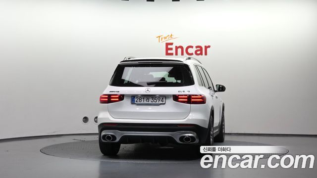 Mercedes-Benz GLB-Class (X247) AMG GLB35 4MATIC 2025 — фото 4