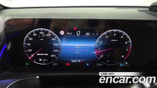 Mercedes-Benz GLB-Class (X247) AMG GLB35 4MATIC 2025 — фото 8