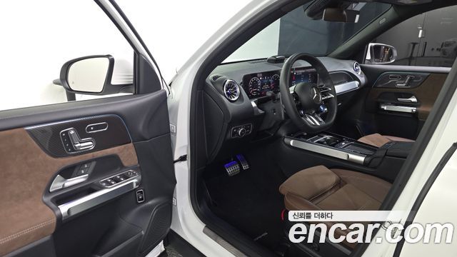 Mercedes-Benz GLB-Class (X247) AMG GLB35 4MATIC 2025 — фото 10
