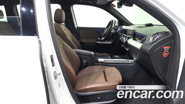 Mercedes-Benz GLB-Class (X247) AMG GLB35 4MATIC 2025 — фото 11