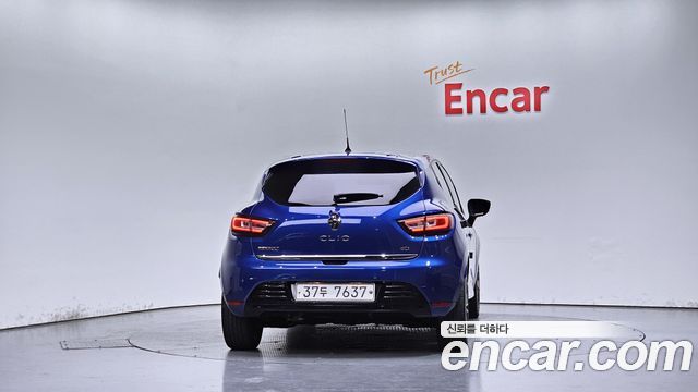 Renault Korea Clio Intens 2018 — фото 4