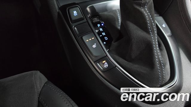 Hyundai Veloster (JS) 2.0 N 2021 — фото 18