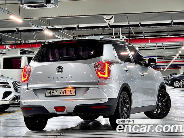 KG Mobility (SsangYong) Tivoli LX 2WD DLX 2015 — фото 15