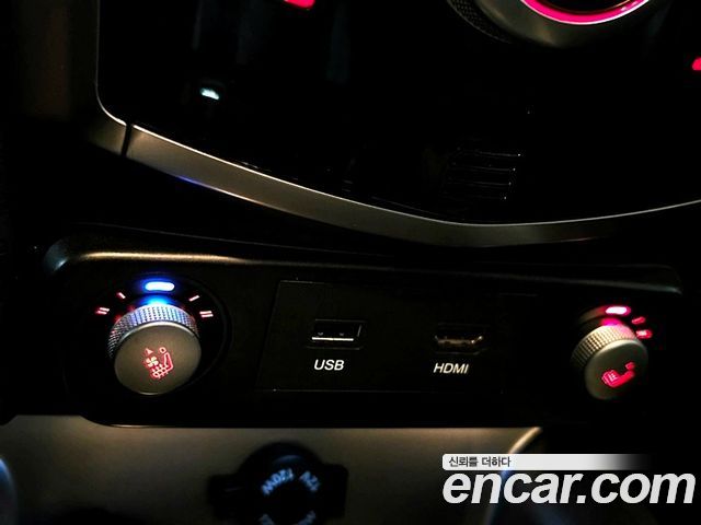 KG Mobility (SsangYong) Tivoli LX 2WD DLX 2015 — фото 22