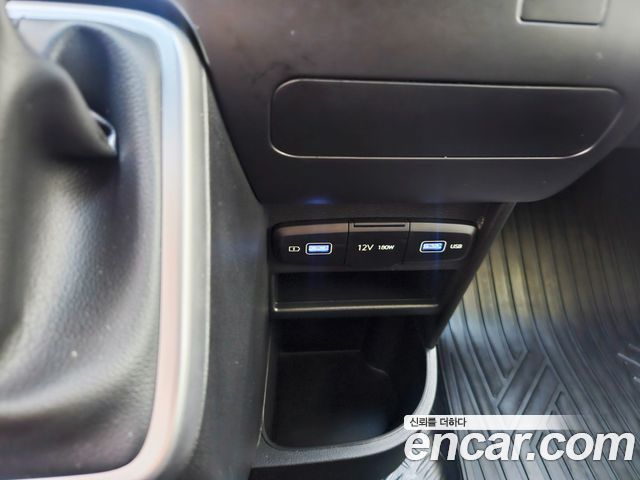 Hyundai Staria Cargo 3-Seater Smart 2023 — фото 15