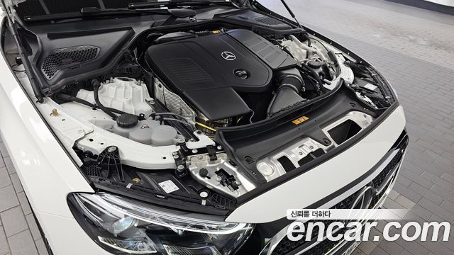 Mercedes-Benz E-Class (W214) E300 4MATIC AMG Line 2026 — фото 6