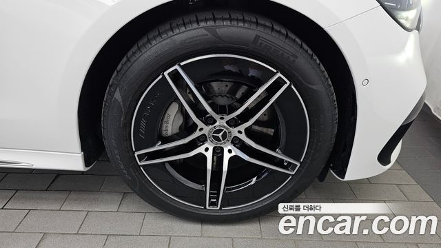 Mercedes-Benz E-Class (W214) E300 4MATIC AMG Line 2026 — фото 21