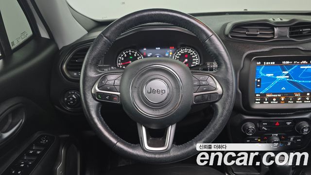 Jeep Renegade 2.4 Limited 2019 — фото 16