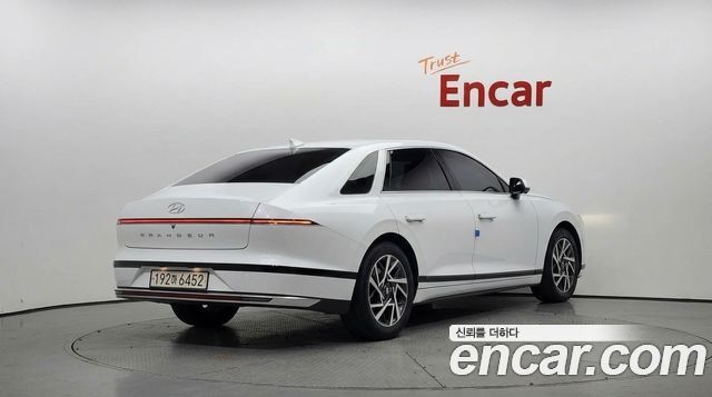 Hyundai Grandeur (GN7) 3.5 Gasoline 2WD Exclusive 2023 — фото 2