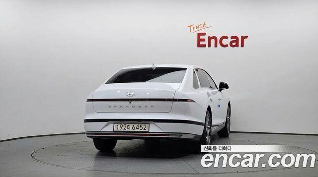 Hyundai Grandeur (GN7) 3.5 Gasoline 2WD Exclusive 2023 — фото 4