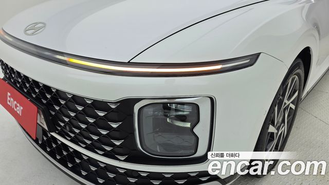 Hyundai Grandeur (GN7) 3.5 Gasoline 2WD Exclusive 2023 — фото 19