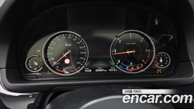 BMW 5 Series (F10) 520d xDrive M Aero Dynamic 2016 — фото 8