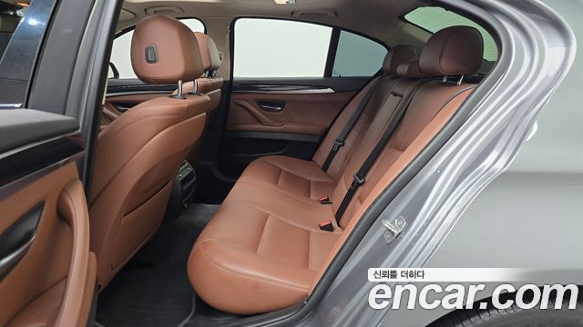 BMW 5 Series (F10) 520d xDrive M Aero Dynamic 2016 — фото 12