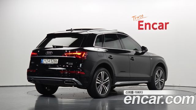 Audi Q5 (FY) 45 TFSI Quattro Premium 2021 — фото 2