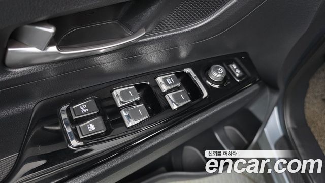 KG Mobility (SsangYong) Beautiful Korando Gasoline 1.5 2WD C5 Plus 2020 — фото 11