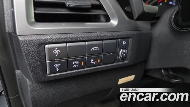KG Mobility (SsangYong) Beautiful Korando Gasoline 1.5 2WD C5 Plus 2020 — фото 12